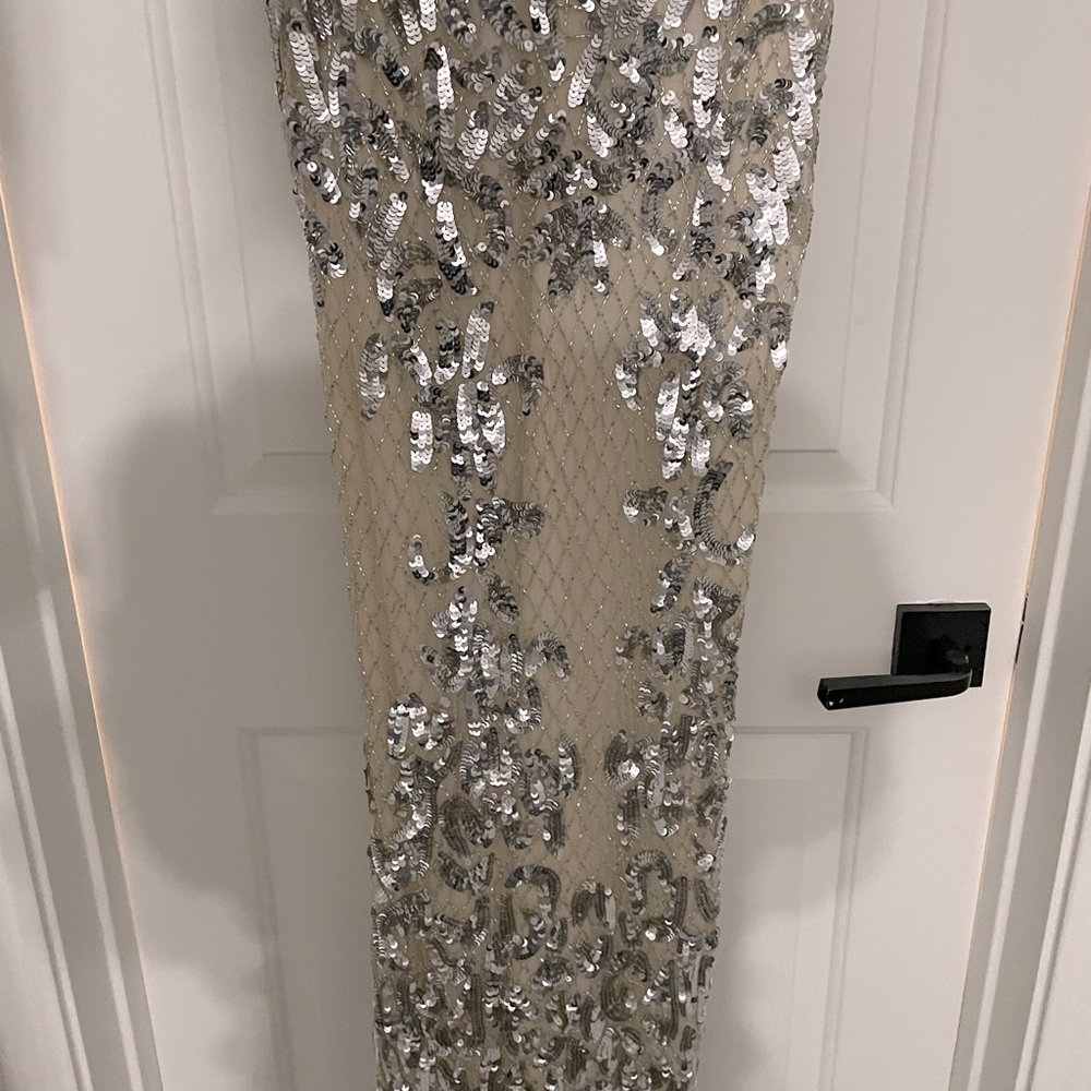 Gorgeous Designer Parker Black Hand Sewn Beaded Sequin Gown - Picture 3 of 10